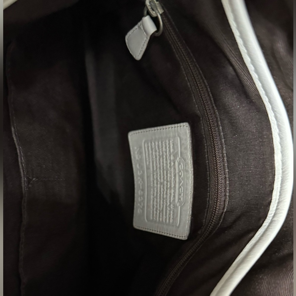 Coach Handbag - Picture 5 of 7